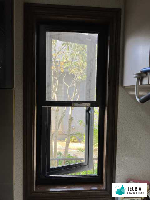 キッチンの外窓交換（はつり工法）の施工前